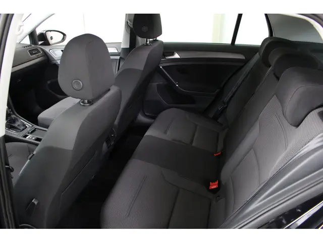 Volkswagen e-Golf E-DITION 2020 Elektrisch 9