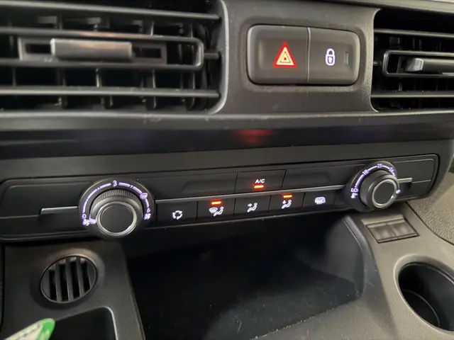 Citroën Berlingo 1.5 BlueHDI Club 2022 Diesel 10