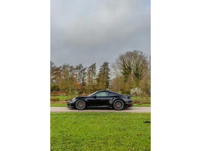 Porsche 911 3.8 Turbo 2021 Benzine 81