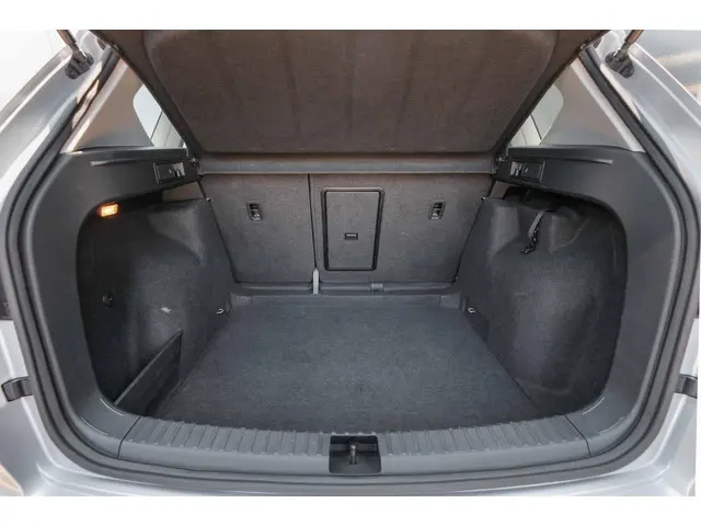 SEAT Ateca 1.5 TSI FR|Navi|Cruise|Pdc| 2019 Benzine 12
