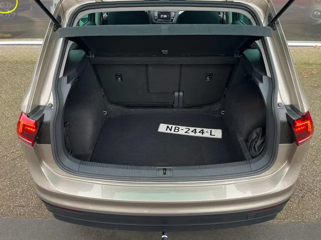 Volkswagen Tiguan 1.4 TSI Connected Series 2017 Benzine 7