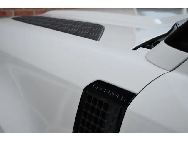 Land Rover Defender 110 3.0 D250 2023 Diesel 57