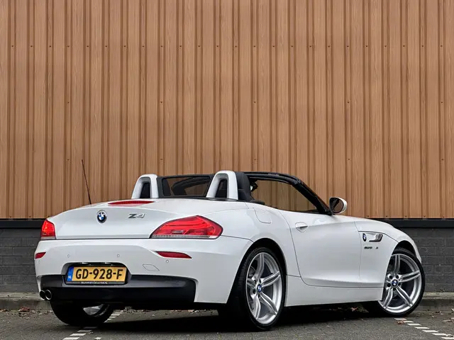 BMW Z4 Roadster sDrive18i Executive 2015 Benzine 5