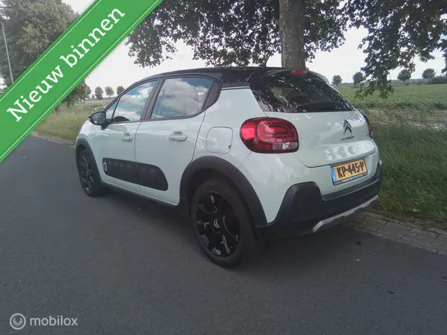 Citroën C3 1.2 PureTech Live 2016 Benzine 3