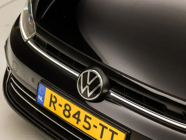 Volkswagen Polo 1.0 TSI Sportline 2022 Benzine 17
