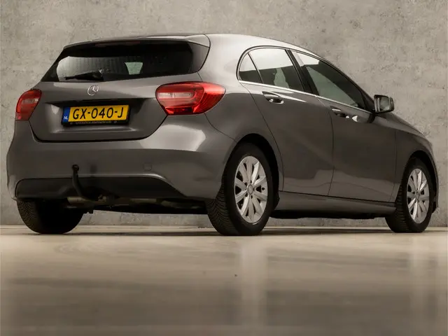 Mercedes-Benz A-Klasse 180 Sport 2013 Benzine 5