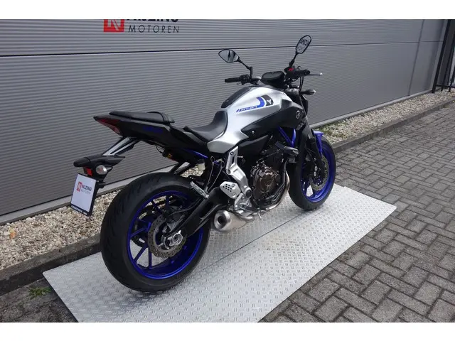 Yamaha MT 07 ABS 2016 Benzine 3