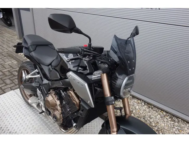 Honda CB 650 R 2019 Benzine 7