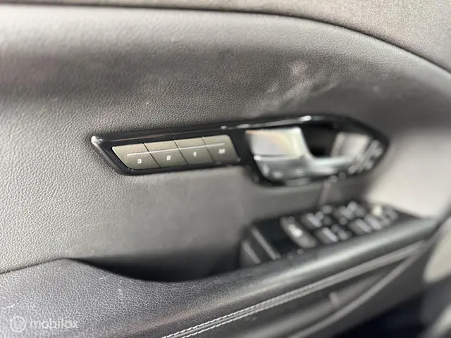 Land Rover Range Rover 2.0 TD4 HSE Dynamic 2017 Diesel 17