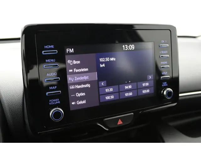 Toyota Yaris 1.5 VVT-i Dynamic 2021 Benzine 43