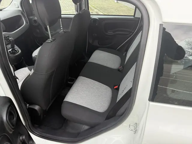 Fiat Panda 0.9 TwinAir Lounge automaat 2017 Benzine 13