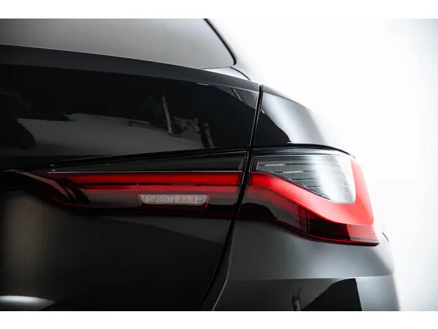 BMW i4 eDrive40 84 kWh 2022 Elektrisch 39