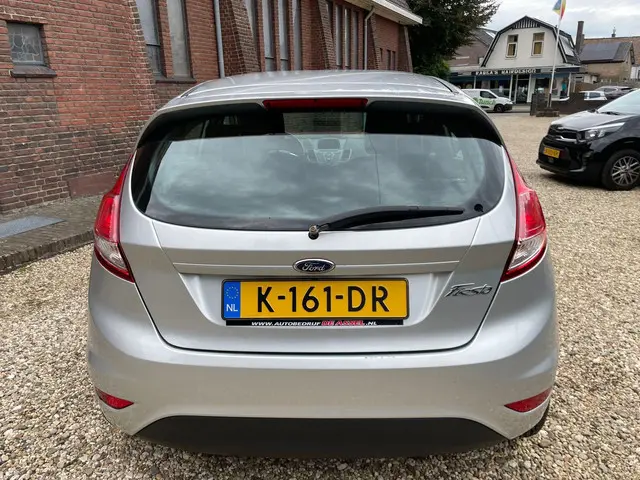 Ford Fiesta 1.25 2015 Benzine 22