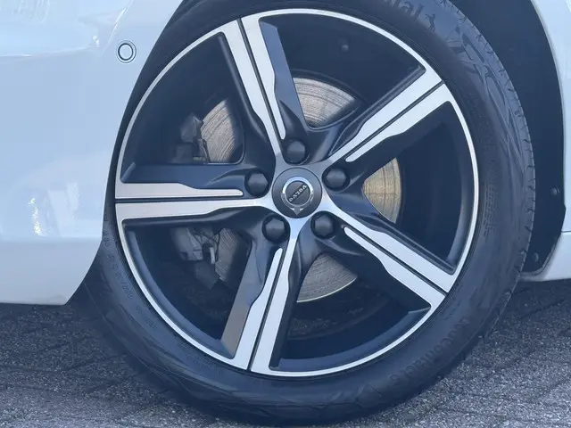 Volvo V40 2.0 T4 Business Sport 2018 Benzine 7