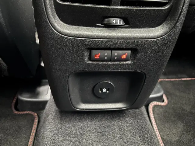 Ford Kuga 2.5 PHEV ST-Line X 2025 Hybride Benzine 26