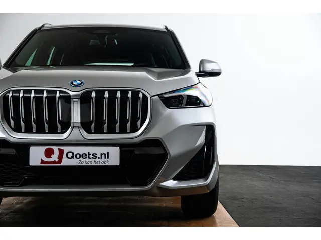 BMW X1 xDrive25e 2025 Hybride Benzine 26
