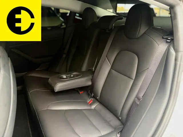 Tesla Model 3 Standard RWD Plus 60 kWh 2021 Elektrisch 8