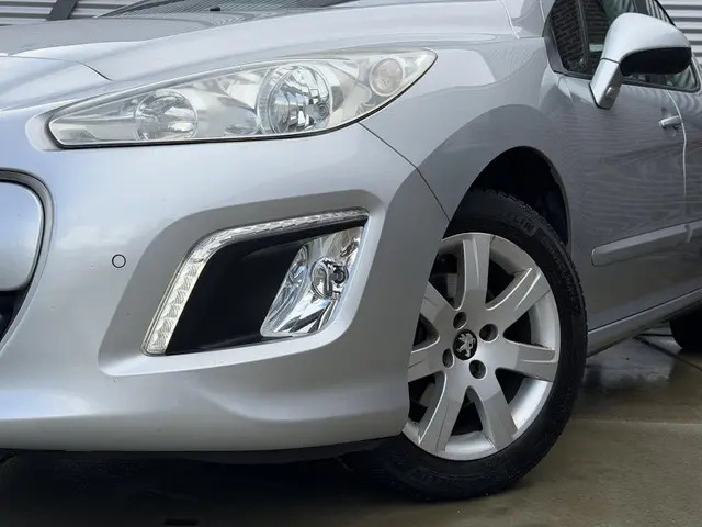 Peugeot 308 1.6 VTi Active 2012 Benzine 30