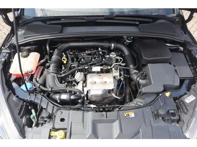 Ford Focus Wagon 1.0 2018 Benzine 40
