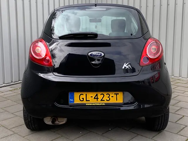 Ford Ka 1.2 Style start/stop|111000KM|Airco| 2015 Benzine 6