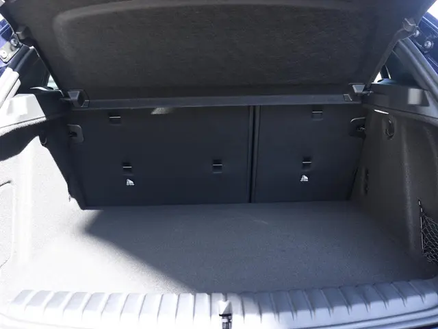 BMW 1 Serie 5-deurs 120 2025 Benzine 26