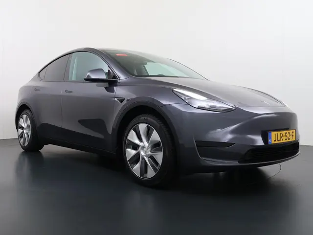 Tesla Model Y RWD 58 kWh 2023 Elektrisch 2