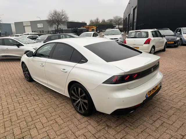 Peugeot 508 2