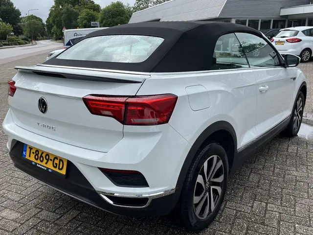 Volkswagen T-Roc Cabrio 1.5 TSI Style 2021 Benzine 8