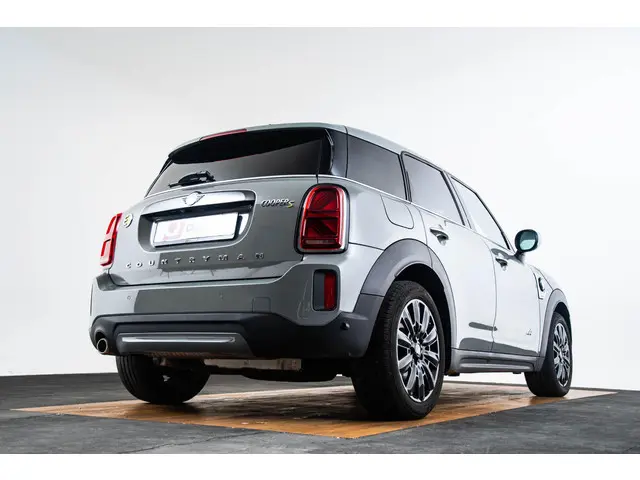 MINI Countryman Cooper SE ALL4 2022 Hybride Benzine 46