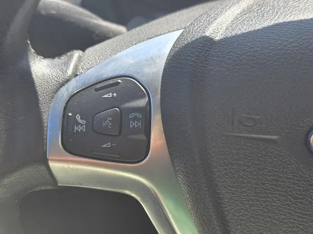 Ford Transit Courier 1.5 TDCI Limited 2020 Diesel 14