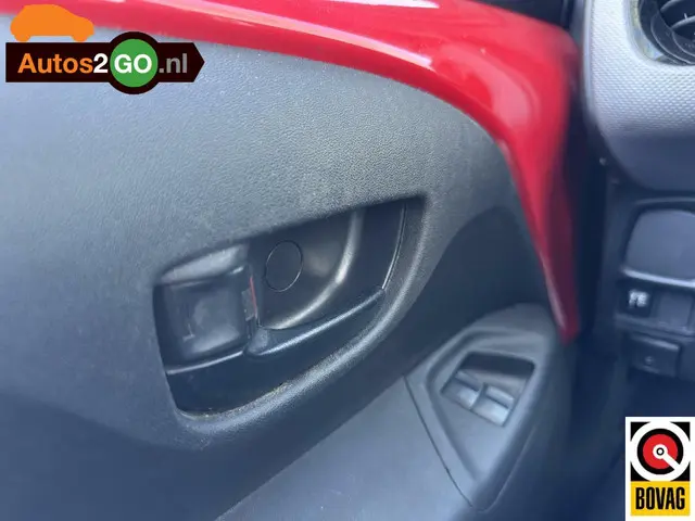 Peugeot 108 1.0 e-VTi Allure TOP! 2018 Benzine 10