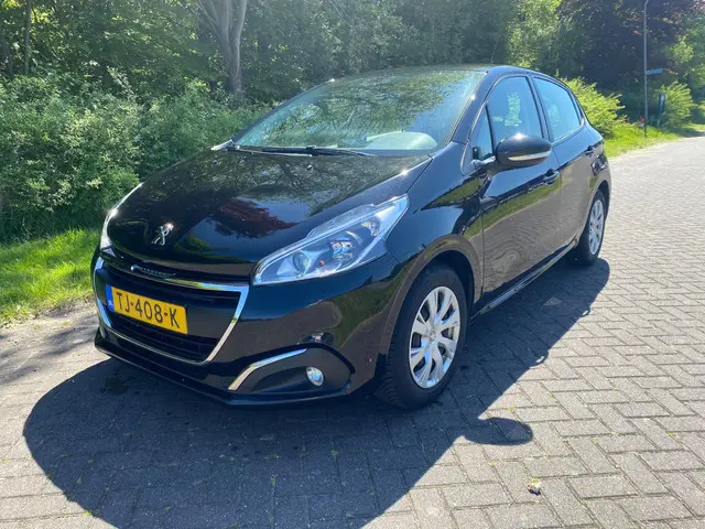 Peugeot 208 1.2 PureTech Blue Lion 2018 Benzine