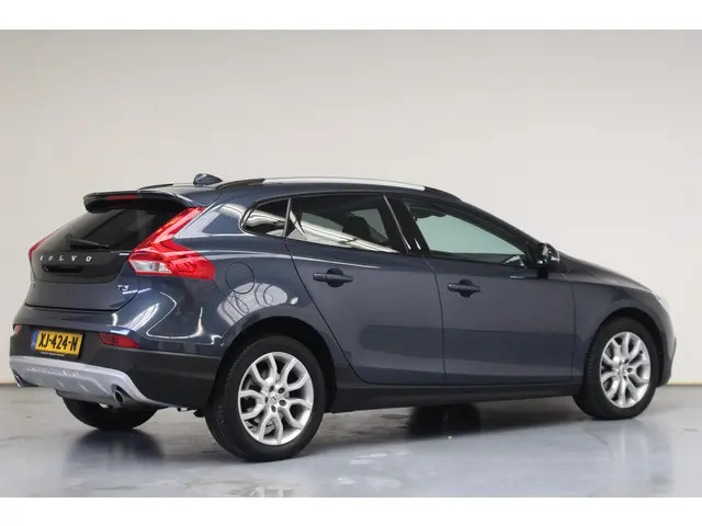 Volvo V40 Cross Country T3 Polar+ Luxury 2019 Benzine 6
