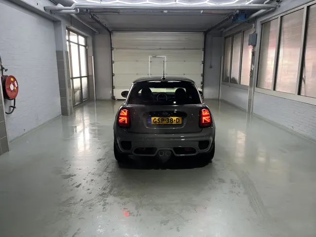 MINI Cooper Mini 2.0 John Works Chili 2019 Benzine 9