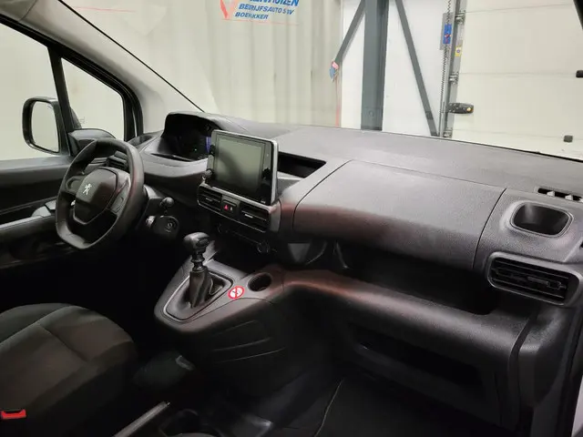 Peugeot Partner 1.5BlueHDi 100pk Euro 6! 2023 Diesel 7