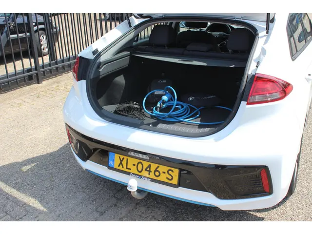 Hyundai IONIQ 1.6 GDi PHEV i-Motion 2019 Hybride Benzine 11