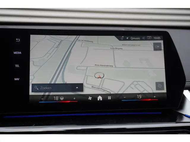 BMW X1 xDrive23i 2025 Benzine 15