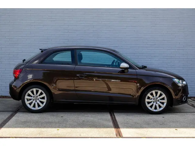 Audi A1 1.2 TFSI Attraction 2012 Benzine 7