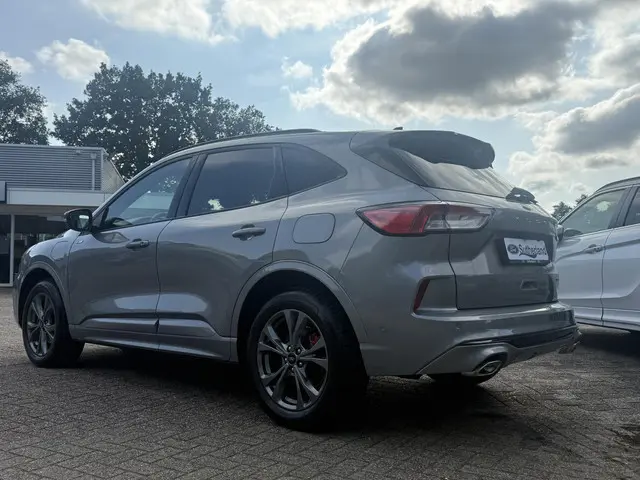 Ford Kuga 2.5 PHEV ST-Line X 2024 Hybride Benzine 4