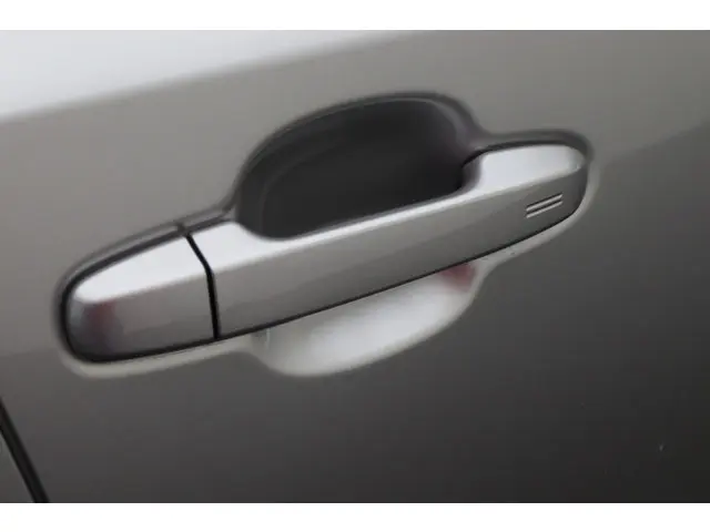 Toyota C-HR 1.8 Hybrid Dynamic 2020 Hybride Benzine 27