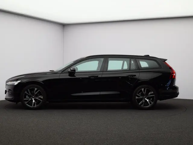 Volvo V60 B4 197PK Essential Edition 2025 Benzine 4