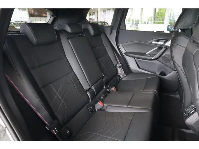 BMW iX1 eDrive20 2025 Elektrisch 9