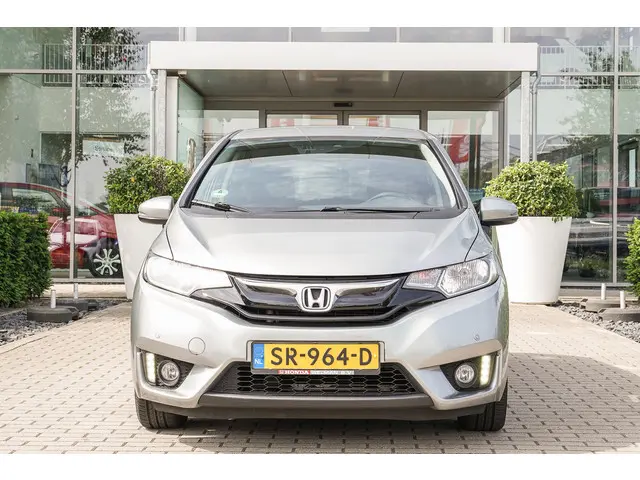 Honda Jazz 1.3i VTEC ELEGANCE 2016 Benzine 52