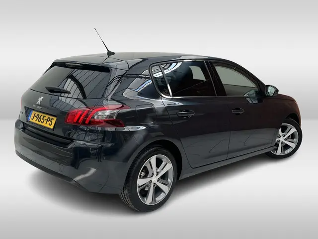 Peugeot 308 2