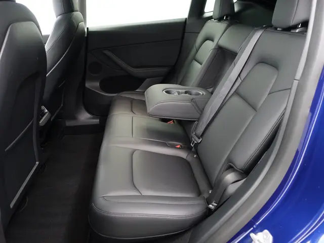 Tesla Model Y Long Range AWD 75 kWh- 2021 Elektrisch 16