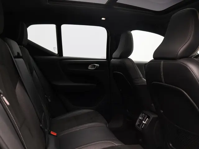 Volvo XC40 Recharge P8 AWD R-Design 2020 Elektrisch 10