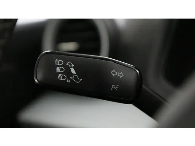 SEAT Arona 1.0 TSI 95pk Style 2023 Benzine 23