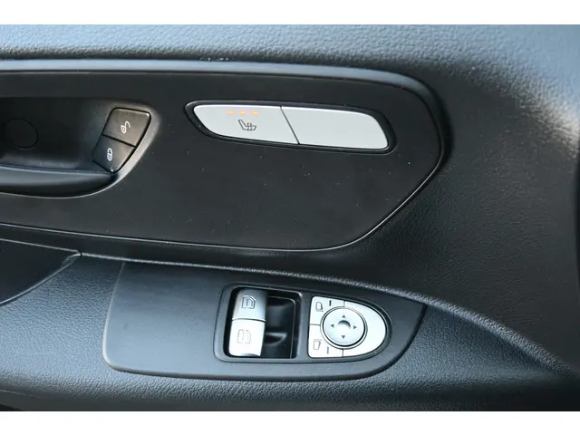 Mercedes-Benz Vito 116 CDI L2 Pro 2024 Diesel 15