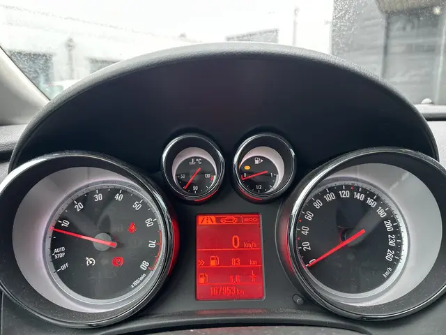 Opel Astra Sports Tourer 1.4 Turbo Sport + 2015 Benzine 16