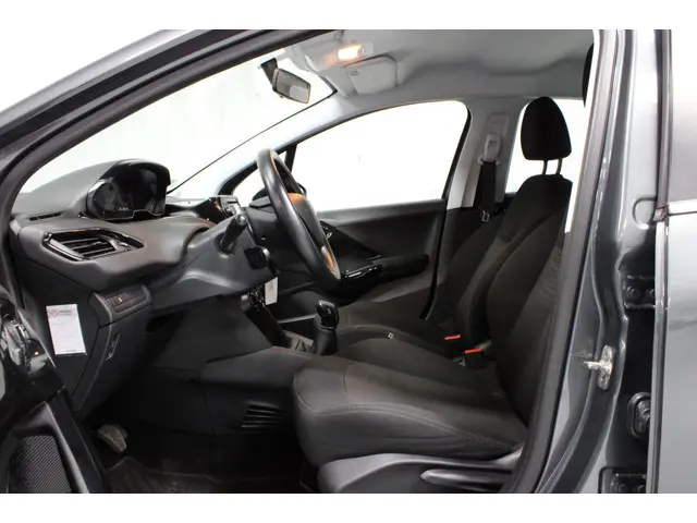 Peugeot 208 1.0 VTi Access 2014 Benzine 14